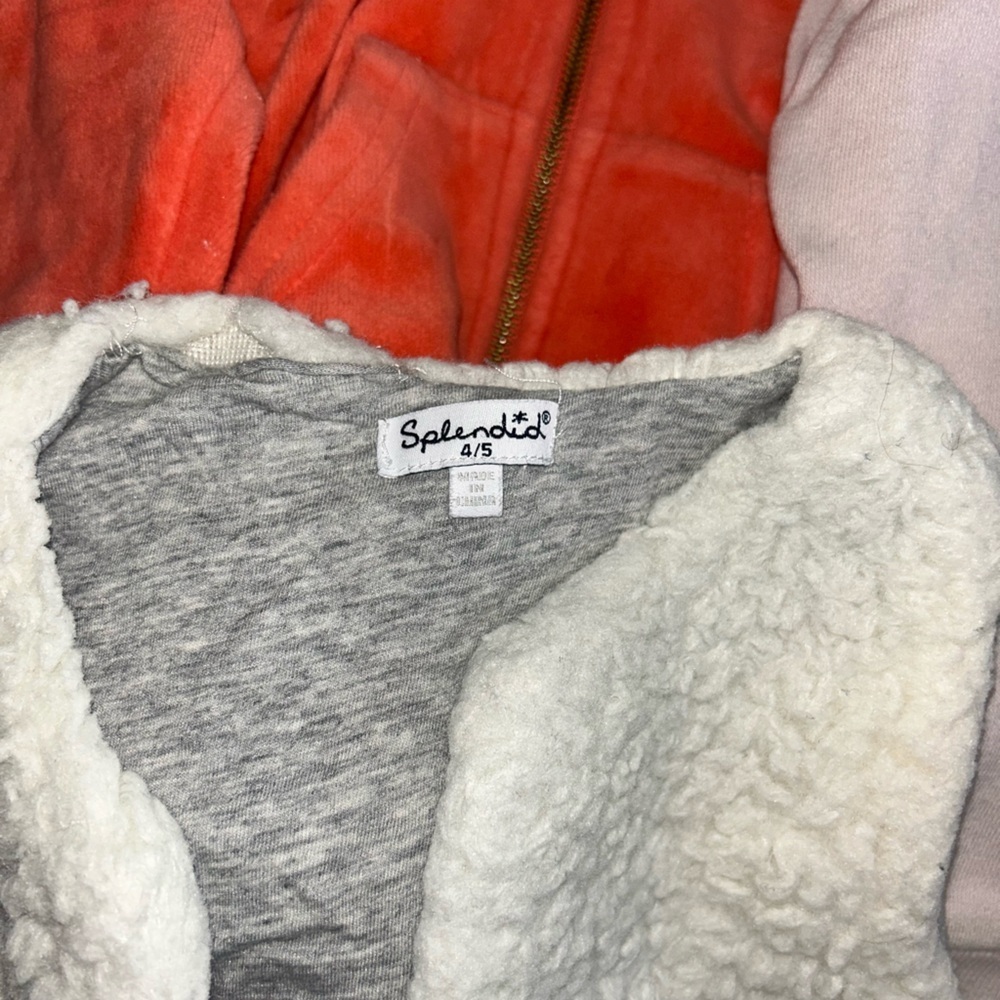 Lot of 6 zip up hoodies and vest for girls size 4 and 5 - Picture 5 of 13